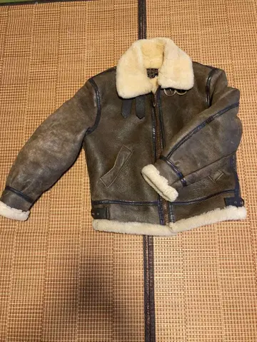 B-3 가죽 봄버 자켓 인시그니아제 made in USA