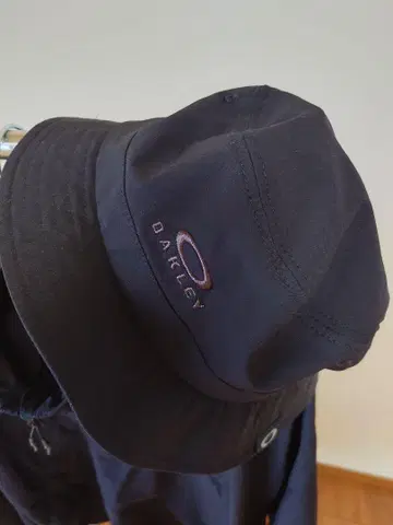 오클리/OAKLEY 햇 블랙