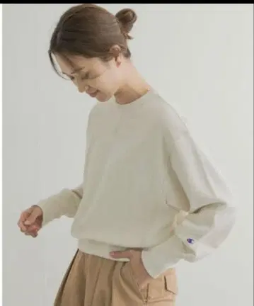 Champion x DOORS 맨투맨 풀오버
