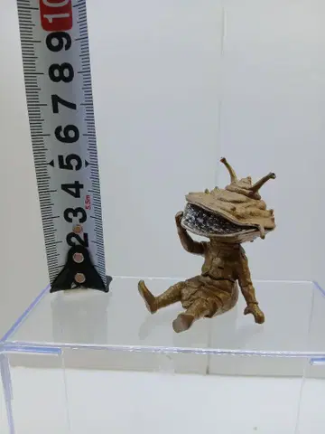 괴수 피규어 약 6cm 브라운 카네곤