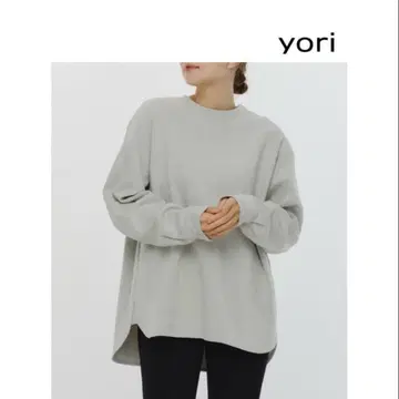 새상품급 yori  라운드 Tee 그레이