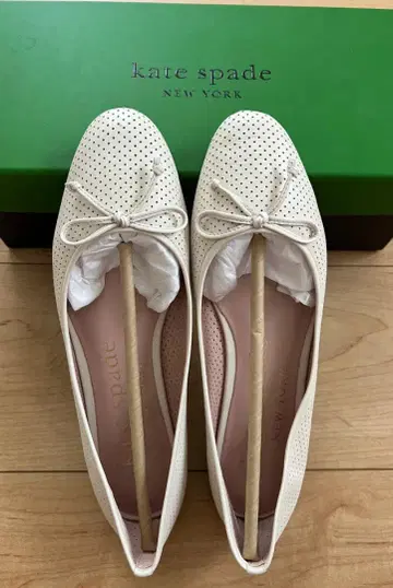 kate spade veronica ballet 6.5 B