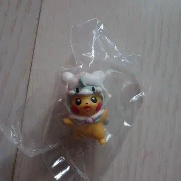 판초 피카츄 칠타리스