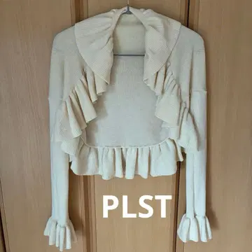 PLST 프릴 볼레로 퍼프 가디건 플라스테 새상품급 아이보리