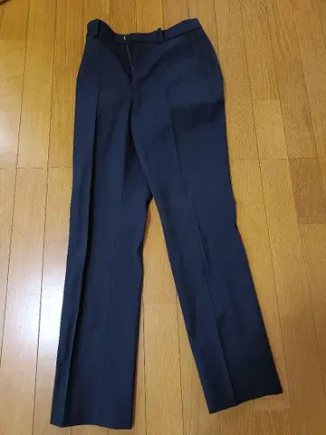 유니클로 네이비 슬랙스 S 사이즈 긴 길이