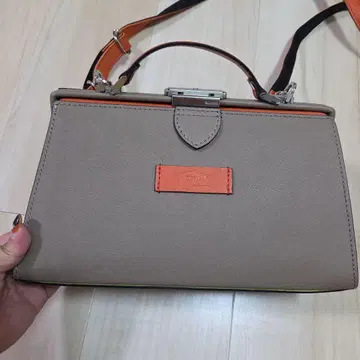 Foglia의 닥터 핸드백