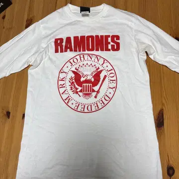 RAMONES 롱 T 화이트