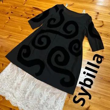 시빌라 스월 무늬 7부 소매 튜닉 원피스