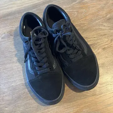 [ 새상품급 ] VANS 올드스쿨 블랙 23.5cm
