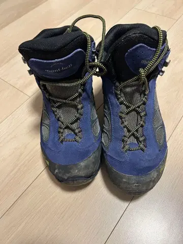 몽벨 등산화 (남성용)