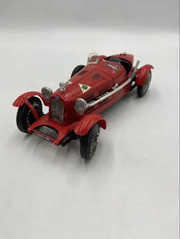브라 고 1/18 알파 로메오 8C 2300 몬차 1931 레트로