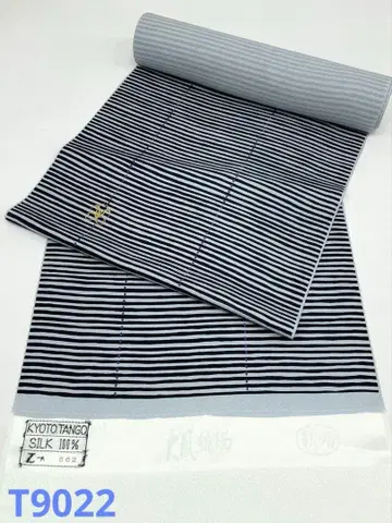 코몬 문양 디자인 가로 줄무늬 모던 순수 실크 옷감