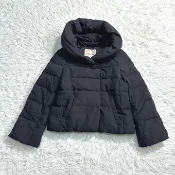 아푸와이저 리셰 숏 다운 자켓 블랙 다운 80%