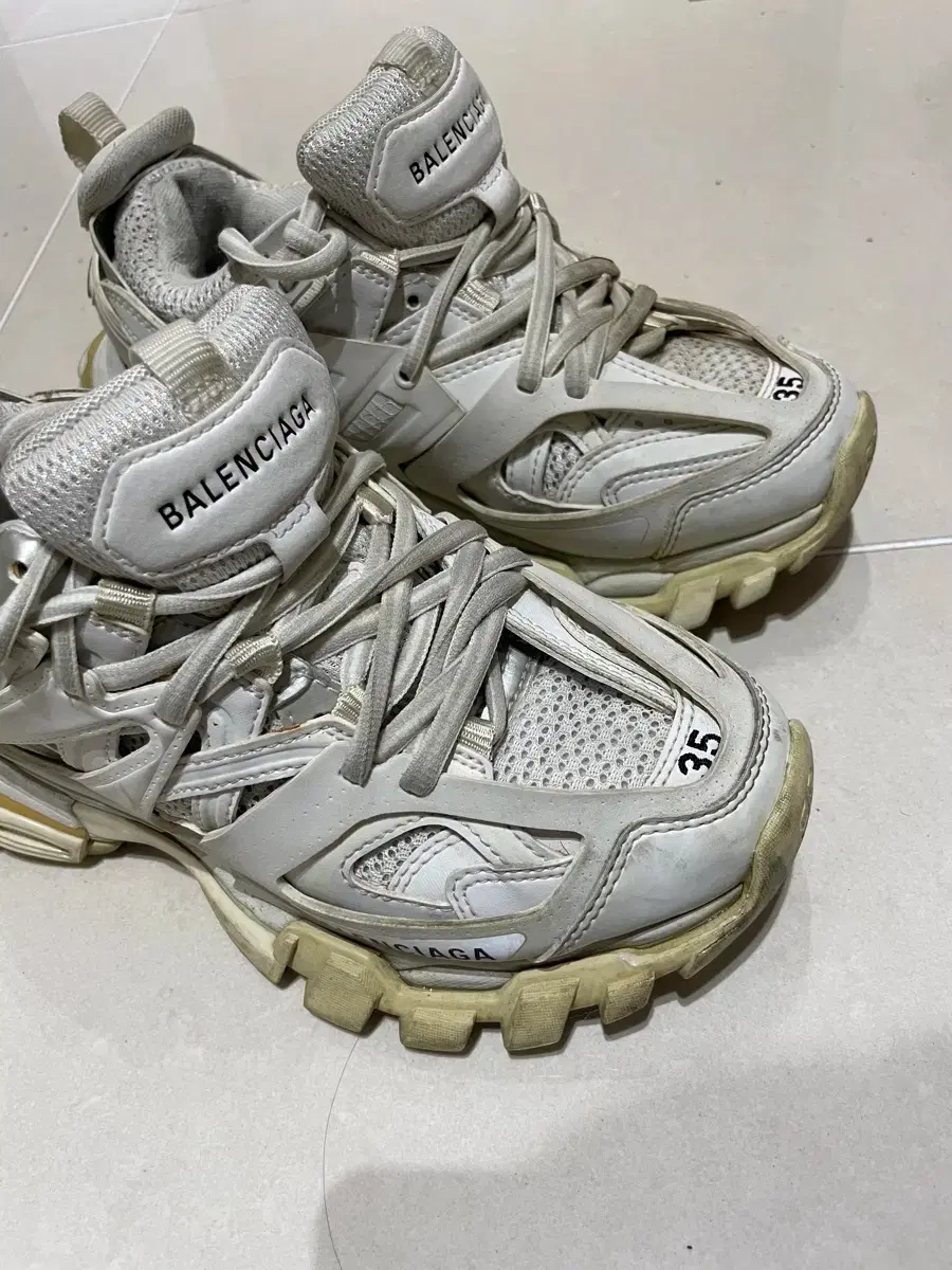 Balenciaga Track 1 size 35