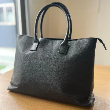 Hush Tug 해시태그 비즈니스 토트백 가죽 주름 가죽 블랙
