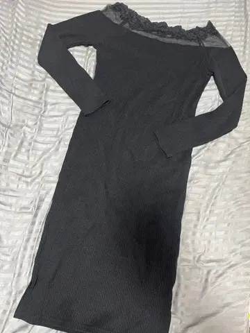 [로얄 파티] 고품질 리브 니트 원피스 튤 자수 비침 블랙 F