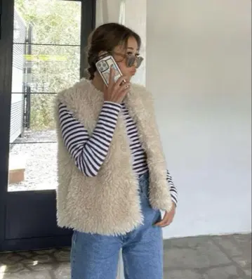 택 포함 새상품 CHERI 퍼 베스트