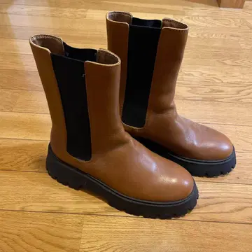 ZARA 사이드 고어 부츠 38