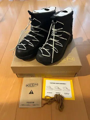 KEEN UNEEK SNK CHUKKA II WP US 7 24cm