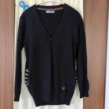 BEAMS HEART 블랙 긴팔 가디건