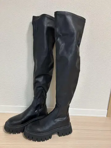 ZARA 니하이 부츠 블랙