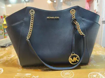 할인 MICHAEL KORS 네이비 토트백