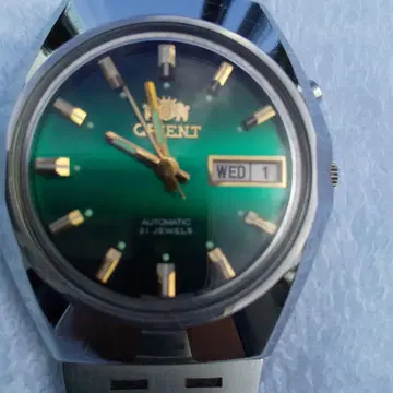 ORIENT 자동 와인딩 시계 그린 다이얼 21주얼 1970년대.