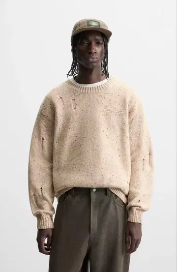 택 포함 새상품 ZARA 데미지 가공 베이지 니트 스웨터 L