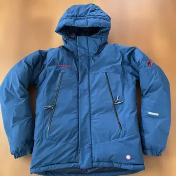 MAMMUT 네이비 다운 자켓