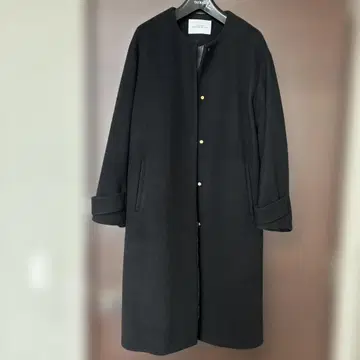 그린 라벨 릴랙싱 블랙 롱 코트