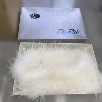 DiaRich 다이아 리치 화이트 퍼 기모노 숄 여성용 잡화 초특가
