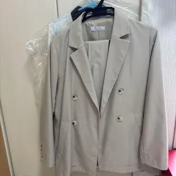 베이지 더블 브레스트 자켓 팬츠 셋업 M
