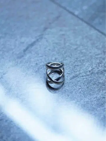 MB OX JEWELRY High-End Annulus Ring