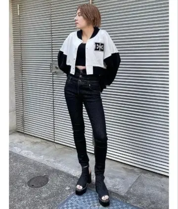 [새상품] [완판템] 가공 스키니 데님 팬츠 X-SMALL 택 포함