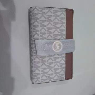 MICHAEL KORS 접이식 지갑 미디엄