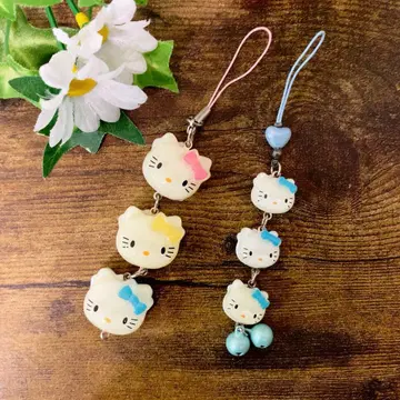 레어 산리오 헬로키티 트리플 페이스 스트랩 희귀 2종 세트