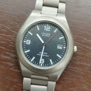 CITIZEN JUNCTION 에코드라이브 티타늄 솔라 작동 중