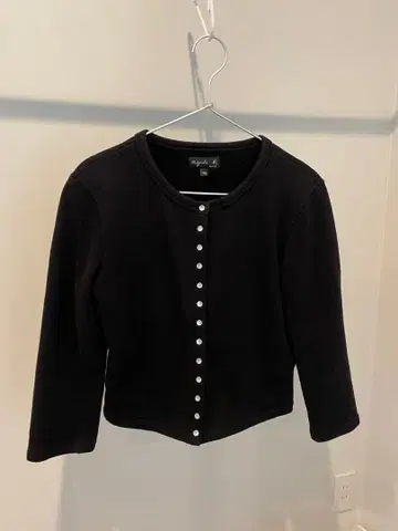 아그네스 b 블랙 M 사이즈 버튼 가디건