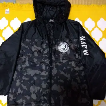 신일본 프로레슬링 카모 패턴 후드 부착 자켓