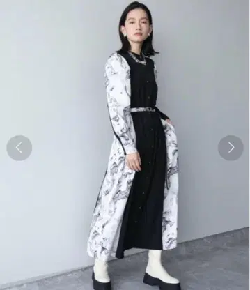 HARE 2WAY 패턴 절개 원피스