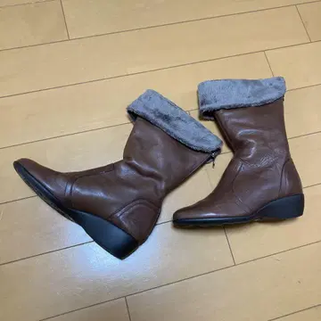 VITA NOVA 숏부츠 브라운 23.0