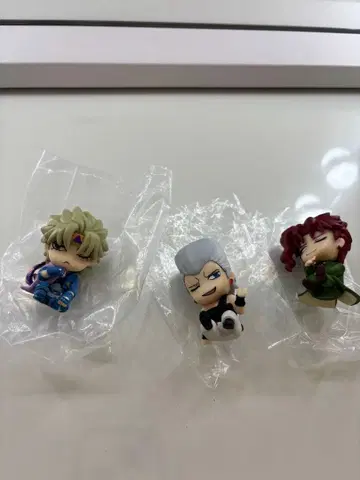 죠죠의 기묘한 모험 가챠가챠 3세트