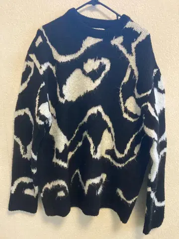 ZARA 블랙 화이트 니트 L