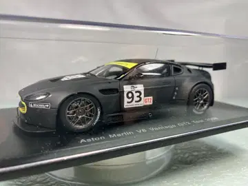 Spark Aston Martin V8 Vantage GT2 Test