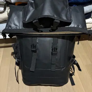 워크맨 workman 방수 블랙 백팩