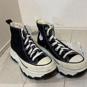 [ 가격 인하 가능! ] CONVERSE TREKWAVE HI