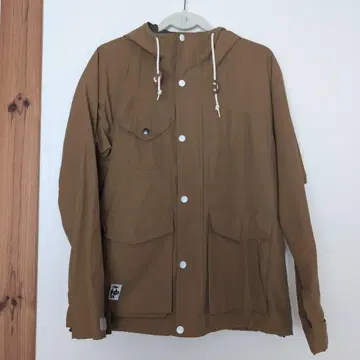 CHUMS 후드 부착 브라운 마운틴 파카