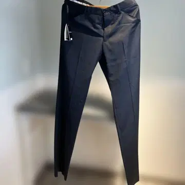 Emporio Armani 네이비 슬랙스 미사용 새상품