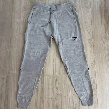 GYMSHARK 그레이 조거 팬츠 M