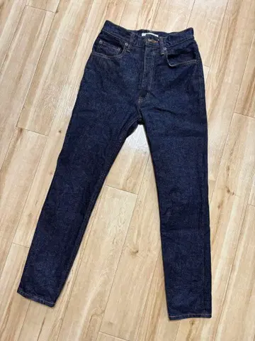 [ 새상품급 ] MOUSSY MVS SKINNY